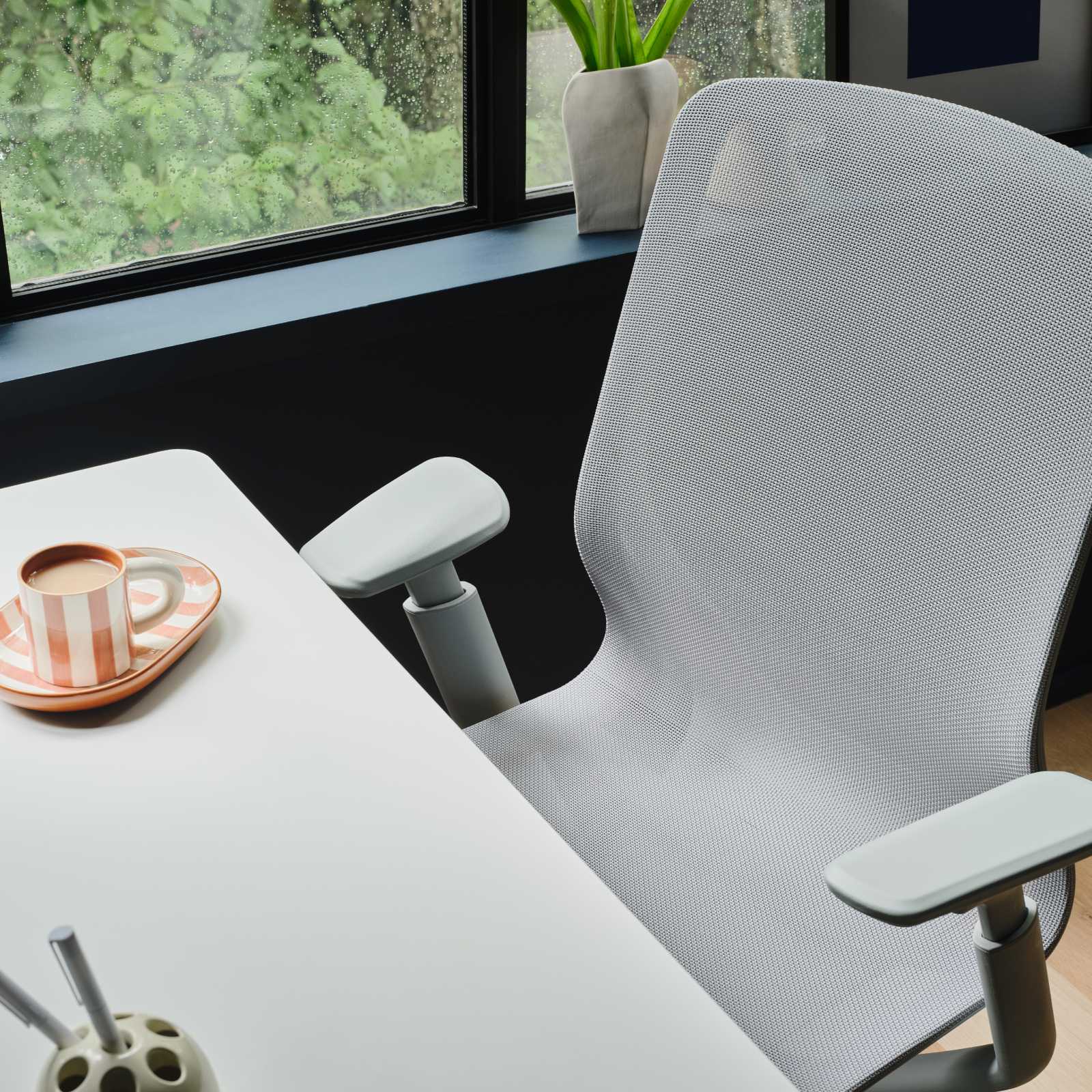 Aire Chair - Image 13