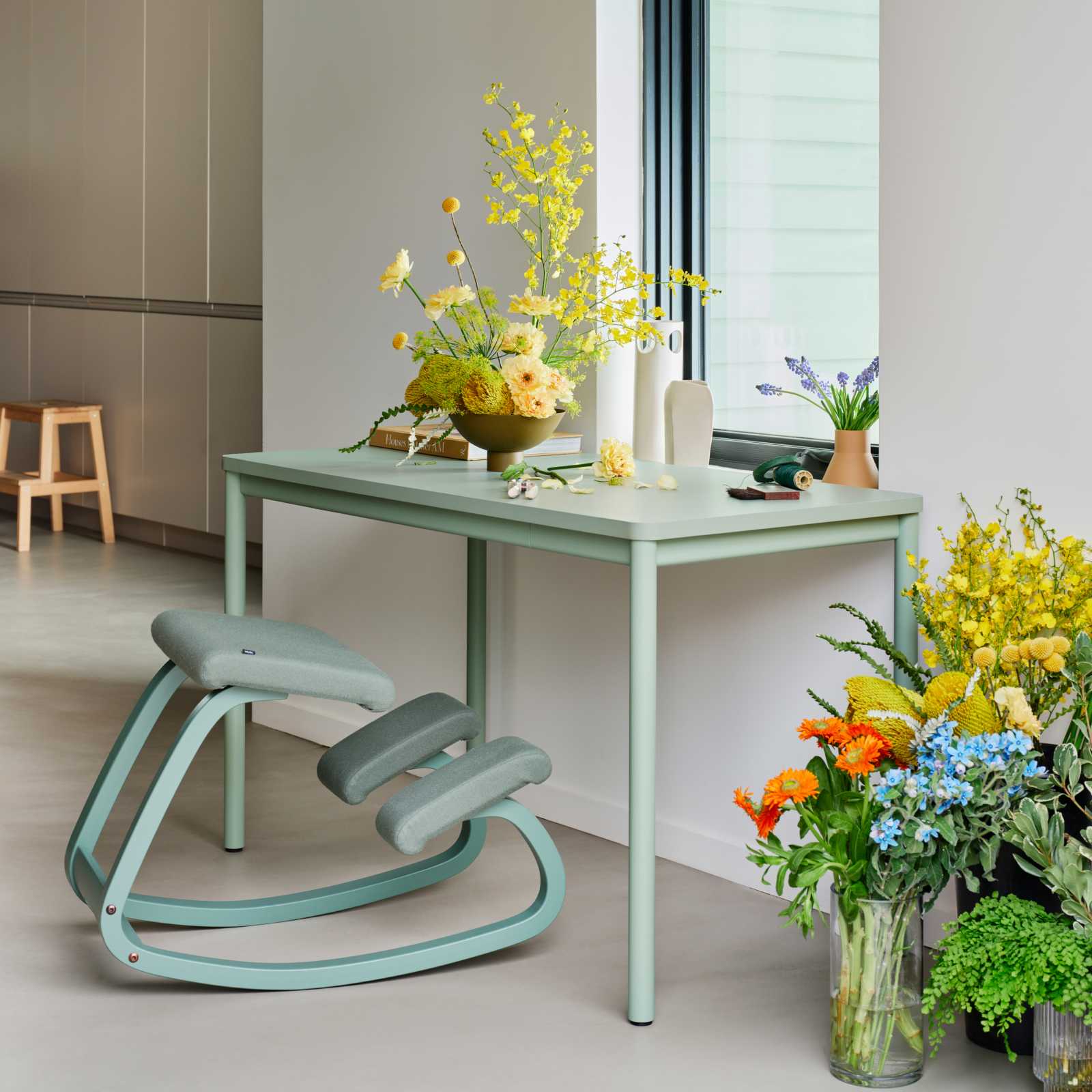Daily Desk - Image 8