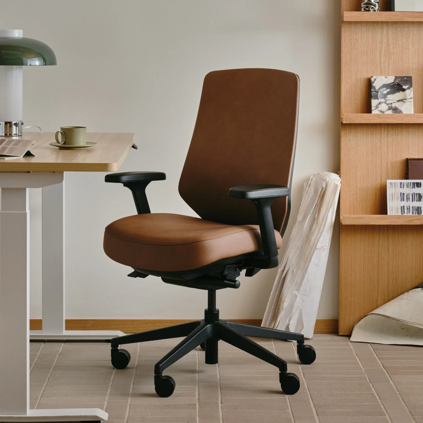 Ergonomic Chair Pro - Image 8