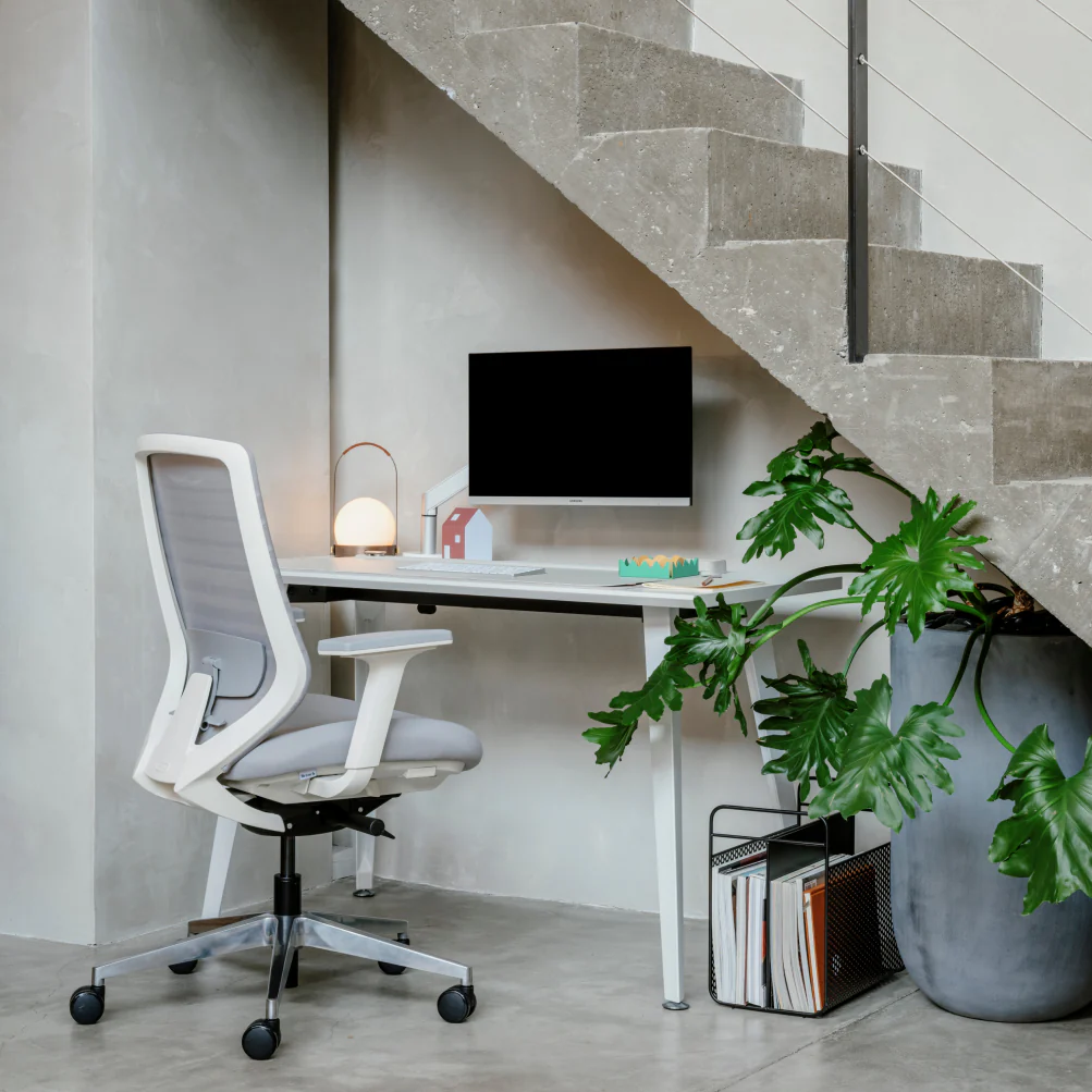 Office Desk - Image 73