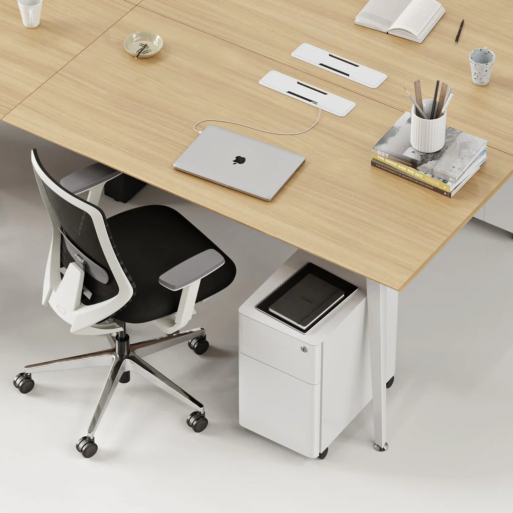 Six Person Desk - Image 14