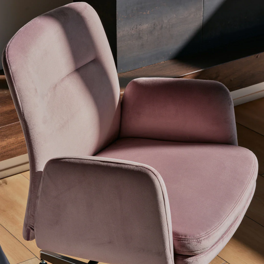 Softside Chair - Image 118